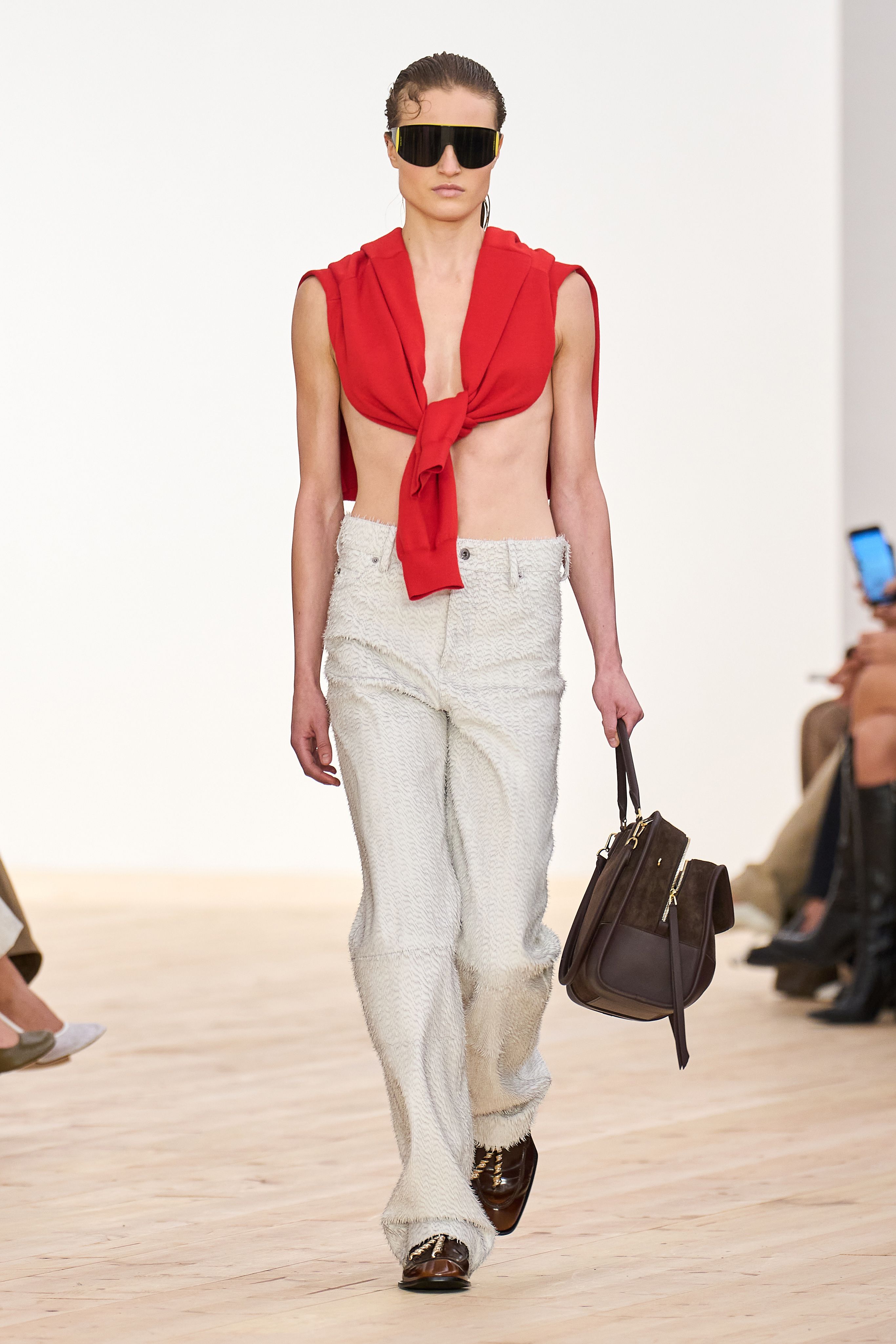 Tess WW Debut For LOEWE